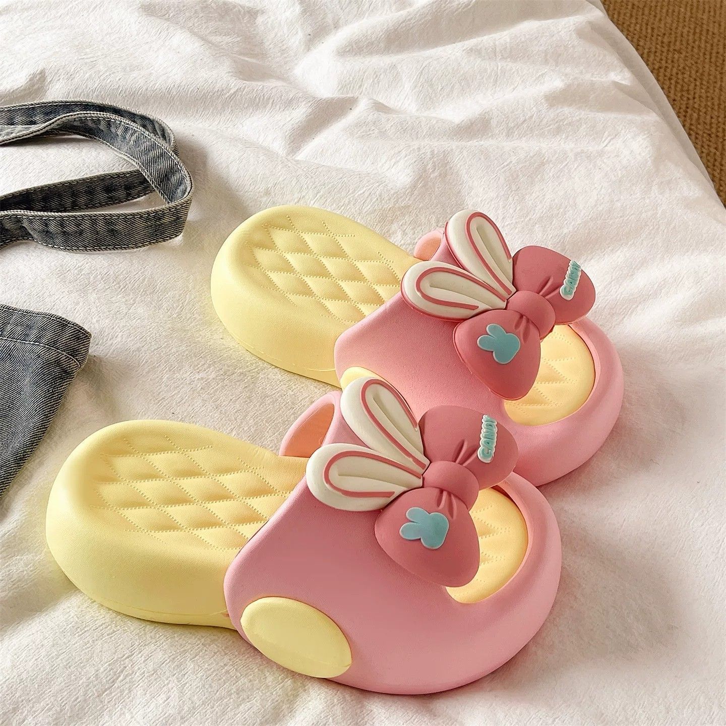 Lindas Pantuflas de Plataforma - Cotton Candy Cone reseña y precio