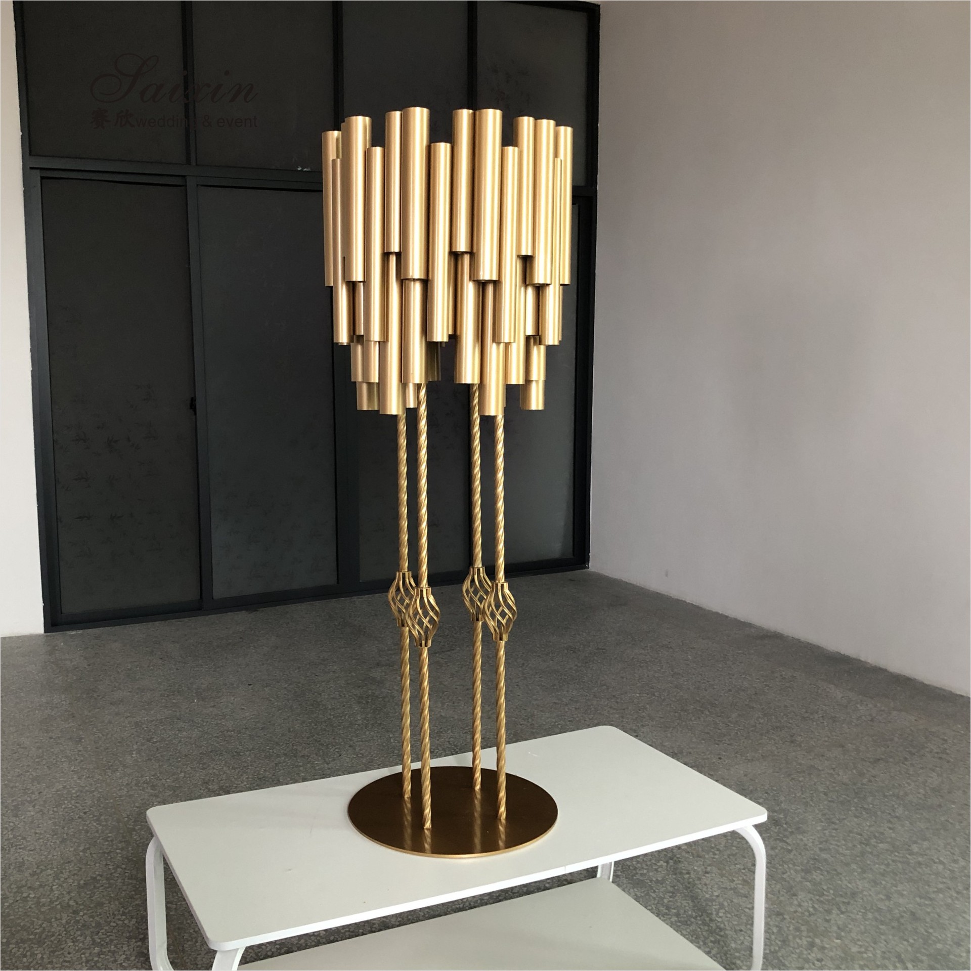 Suministros Decorativos para B - Party Event Supply Store reseña y precio